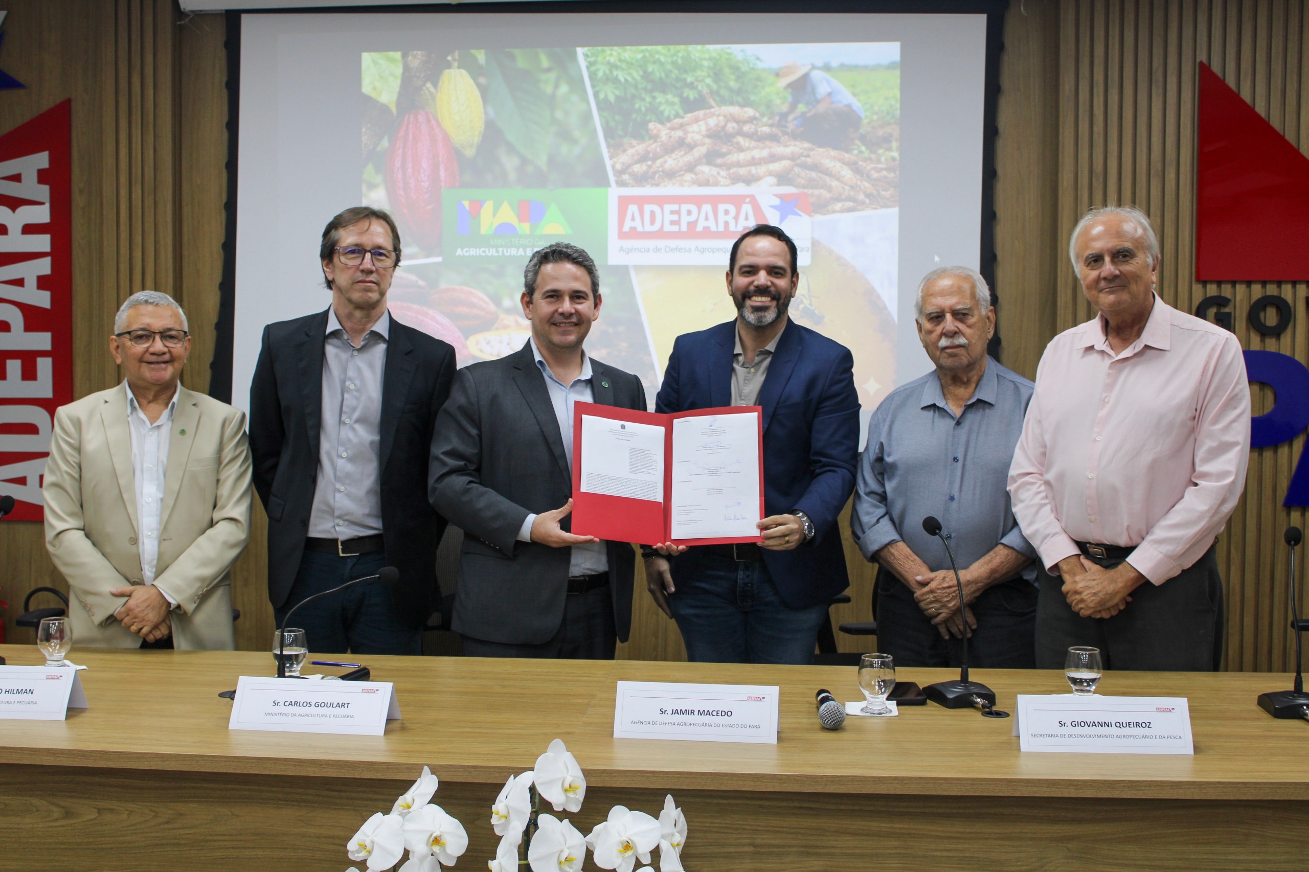 Assinatura do convênio de cooperação Adepará e MAPA 