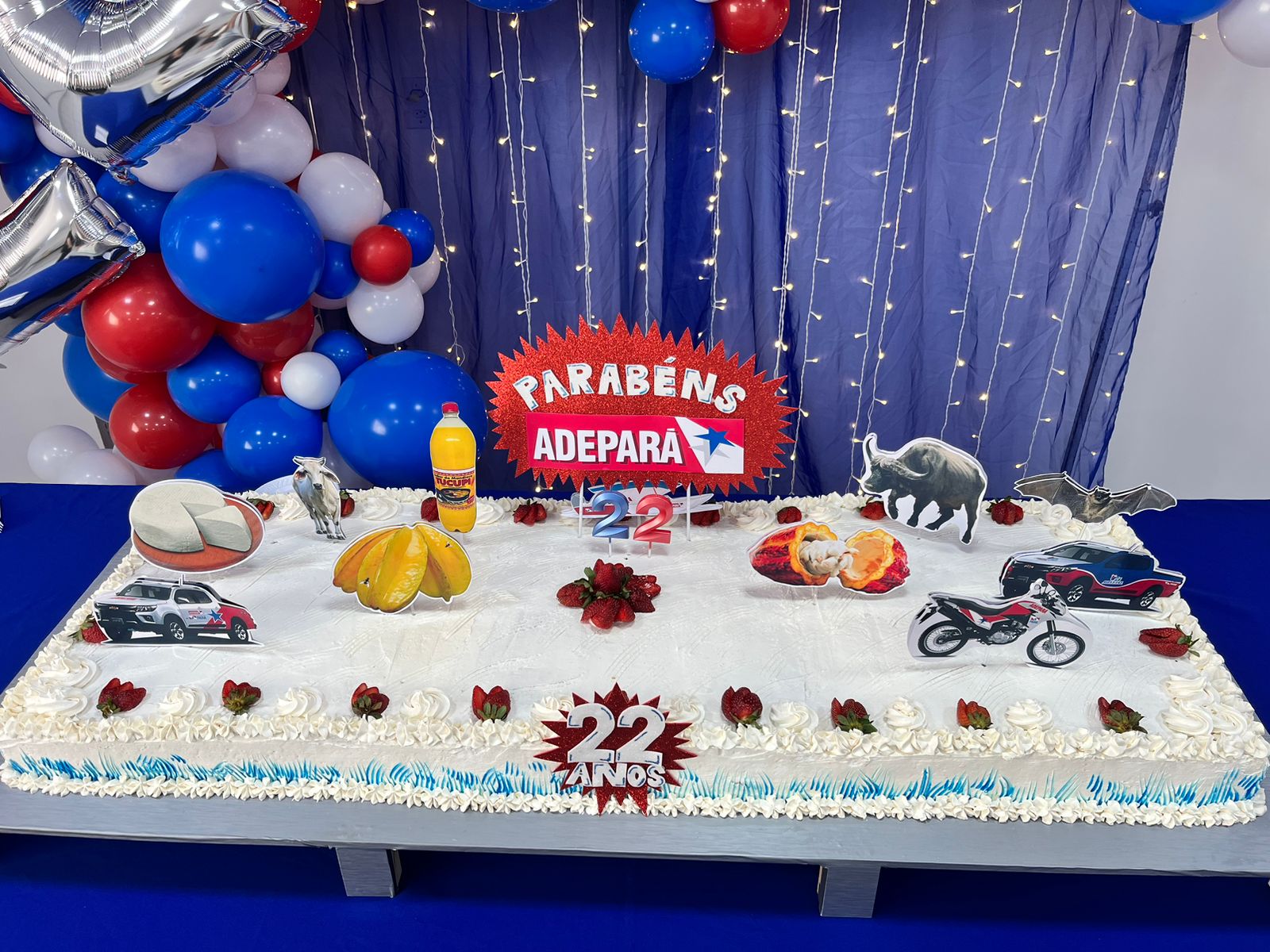 bolo de aniversário de 22 anos da ADEPARÁ