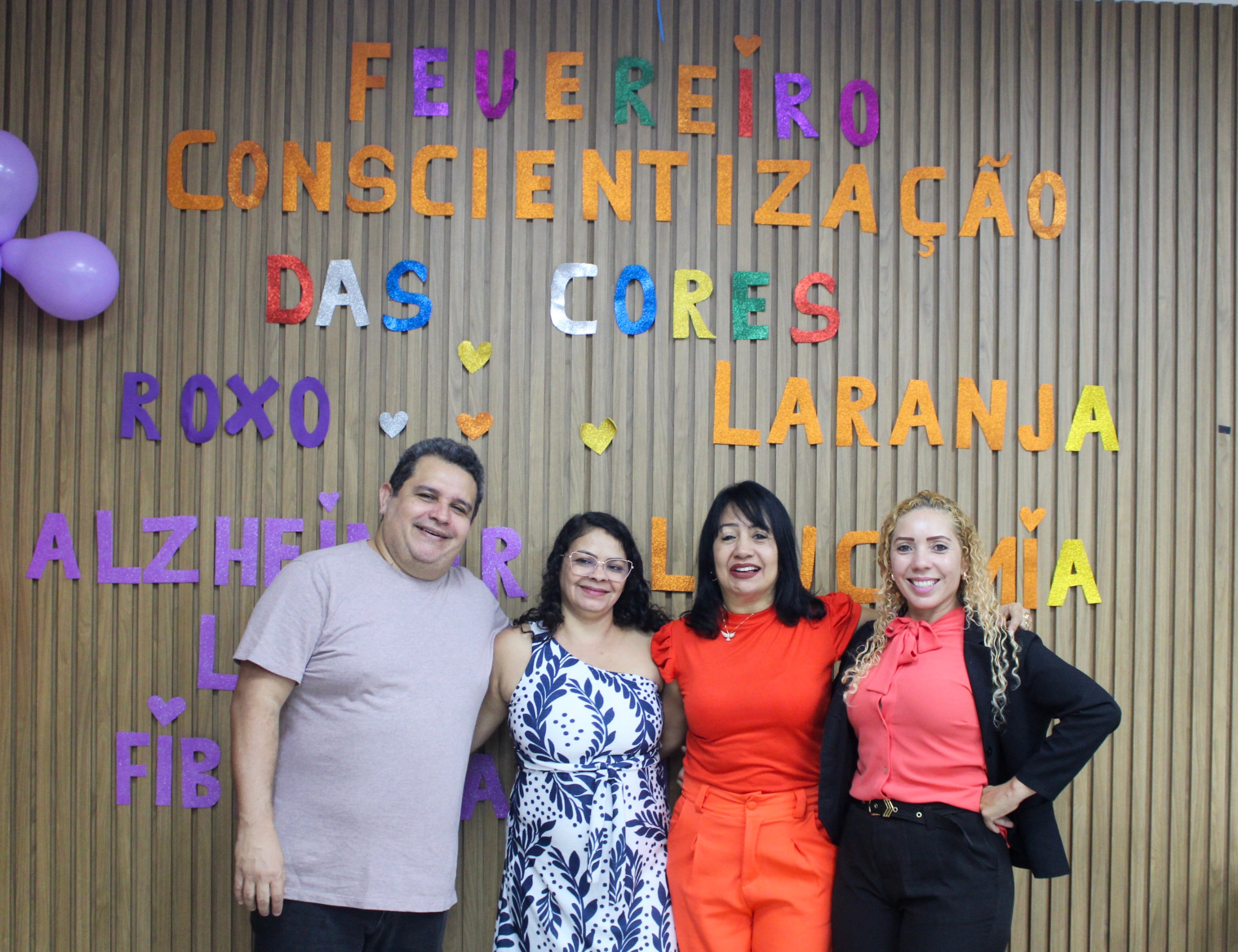 ação fevereiro roxo e laranja