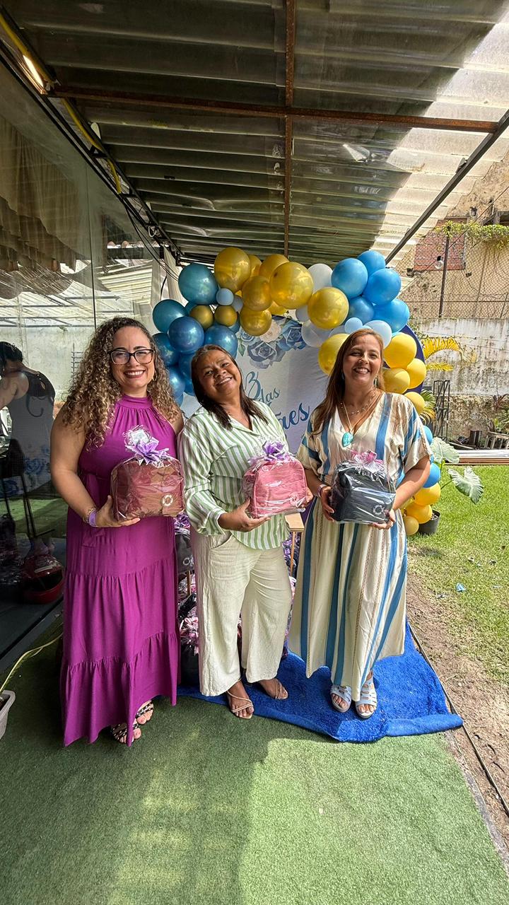 Servidoras da Adepará comemoram o dia das mães com café da manhã especial