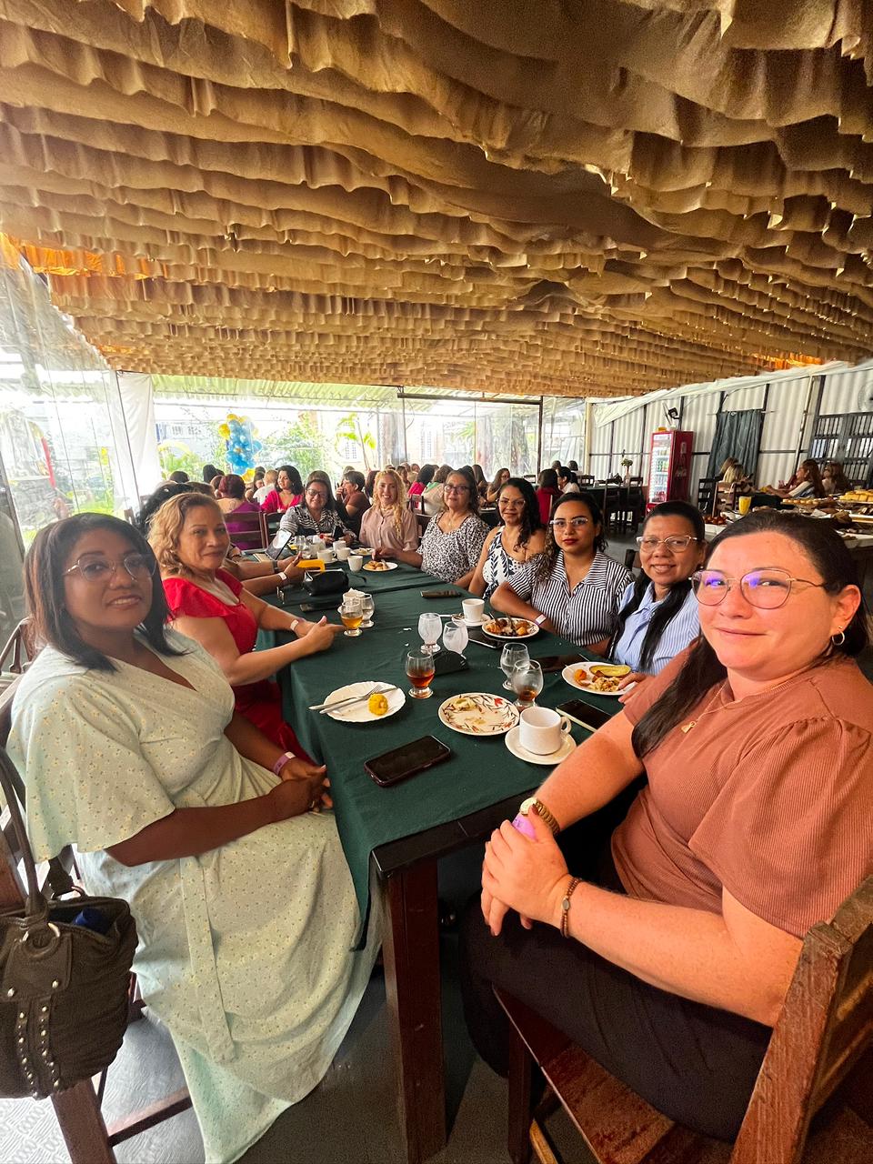 ​​​​Servidoras da Adepará celebram o dia das mães com um café da manhã especial